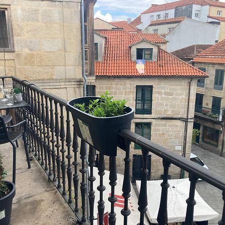 Hyp - A Casa Do Correo Vello - O Balcon Apartment Pontevedra Bagian luar foto