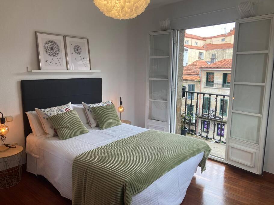 Hyp - A Casa Do Correo Vello - O Balcon Apartment Pontevedra Bagian luar foto