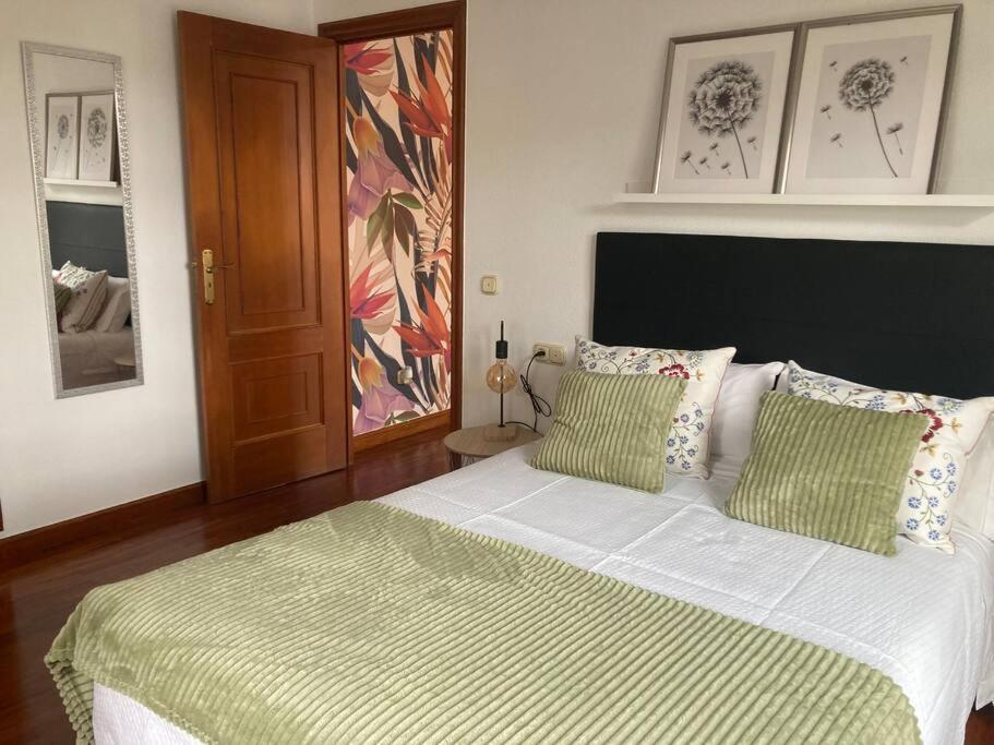 Hyp - A Casa Do Correo Vello - O Balcon Apartment Pontevedra Bagian luar foto